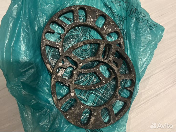 Колёсные проставки универсальные