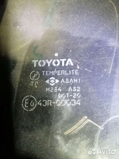 Стекло двери багажника Town ace cr30