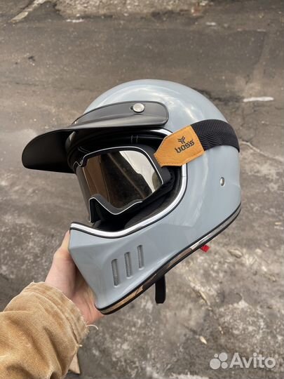 Шлем для мотоцикла ретро почти новый