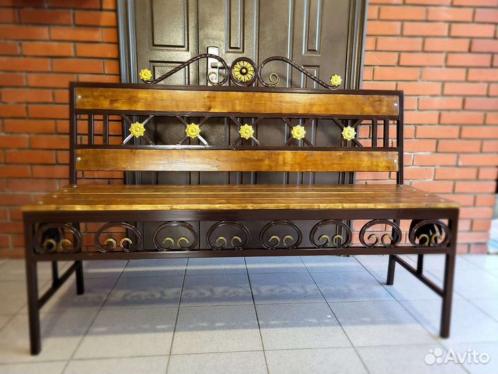 Кованная лавочка