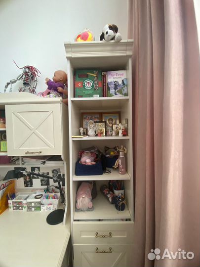 Писменный уголок для девочки