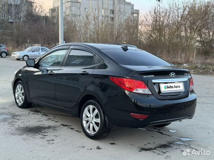 Hyundai Solaris 1.6 AT, 2011, 246 000 км