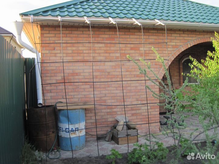 Парник и шпалеры и опоры для цветов