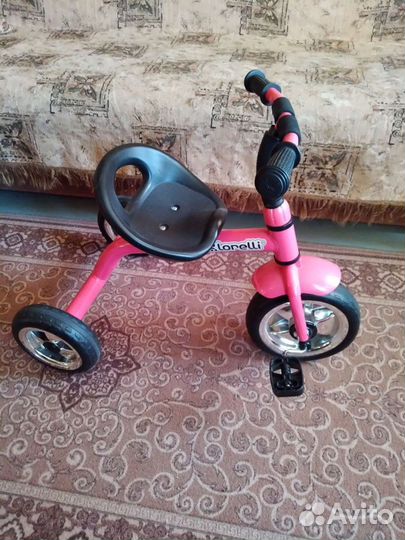 Велосипед детский трёхколёсный