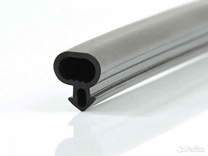 Ремонт окон, уплотнитель дверной RAL2760