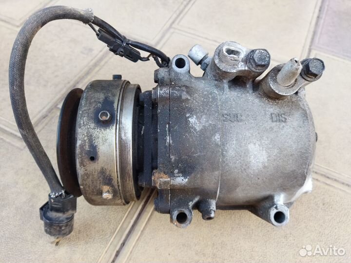 Компрессор кондиционера mitsubishi