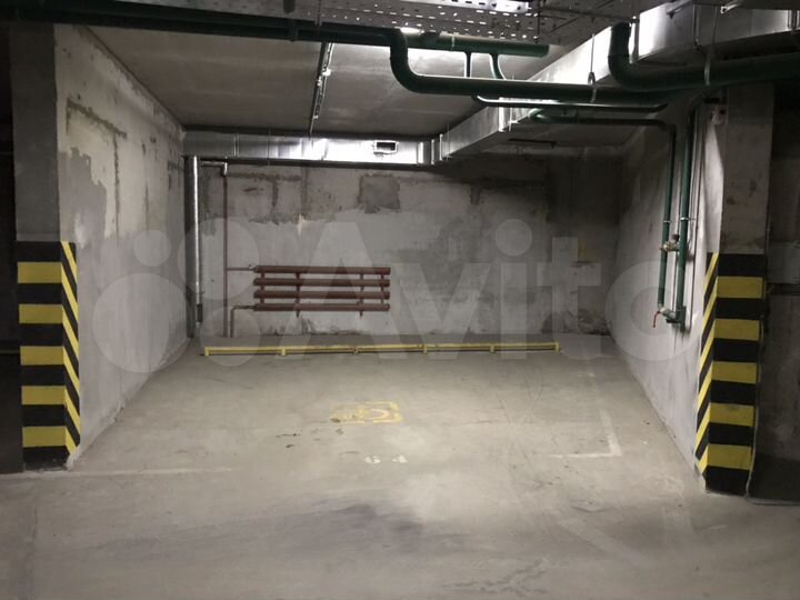 Машиноместо, 26 м²