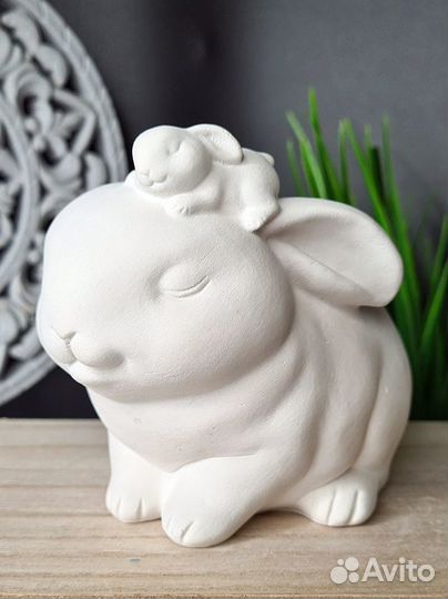 Кашпо статуэтка Зайка сувенир подарок, символ года