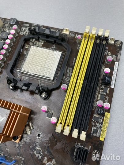 Asus M3N78 PRO Socket AM2+