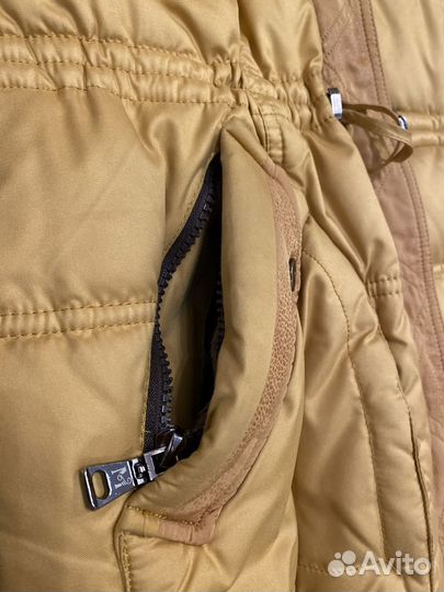 Пуховик женский