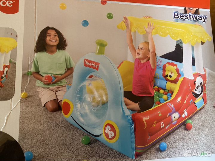 Надувной Игровой центр Fisher Price