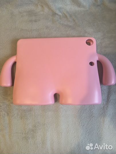Чехол на iPad