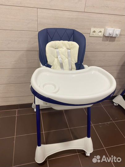 Детский столик для кормления