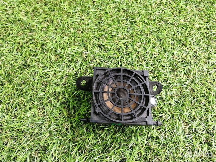 Динамик Audi A4 B7