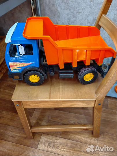 Машинка игрушка грузовик большой