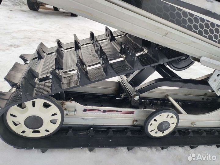 Продам снегоход BRP