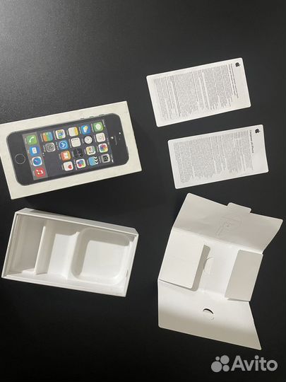 Коробка от iPhone 5S
