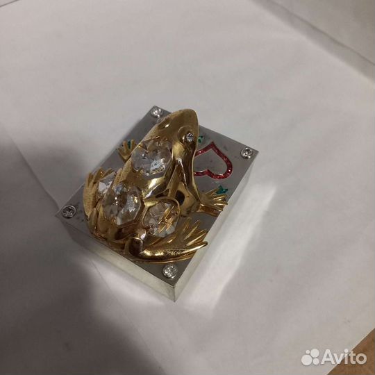 Шкатулка со стразами swarovski