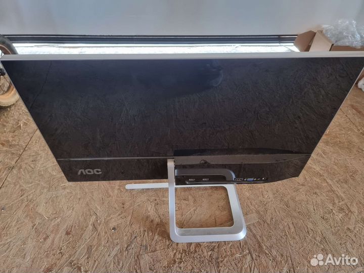 Монитор AOC Q2781PQ разбита матрица