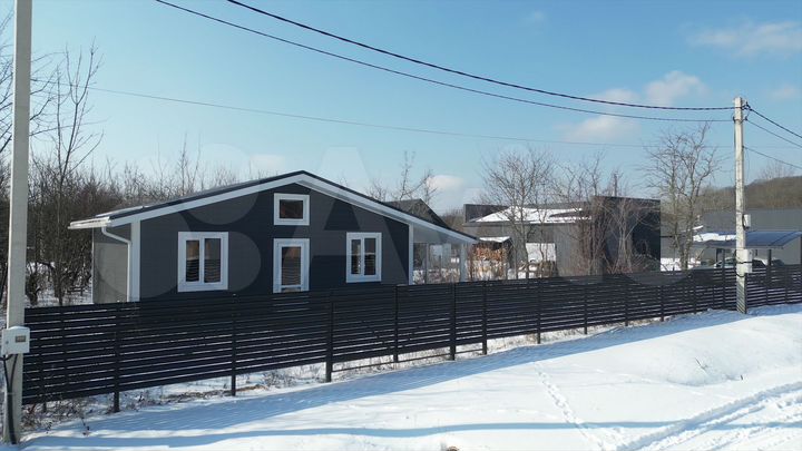 Дом 83 м² на участке 5 сот.