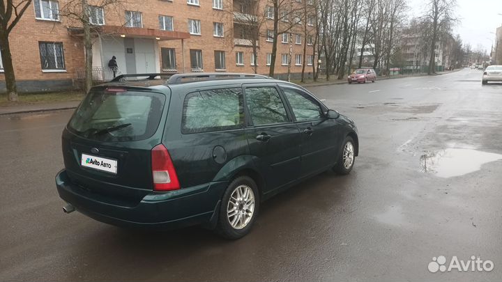 Ford Focus 2.0 AT, 2001, 234 000 км