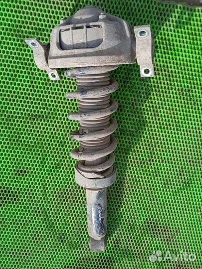 Стойка подвески задняя правая Porsche Cayenne 955