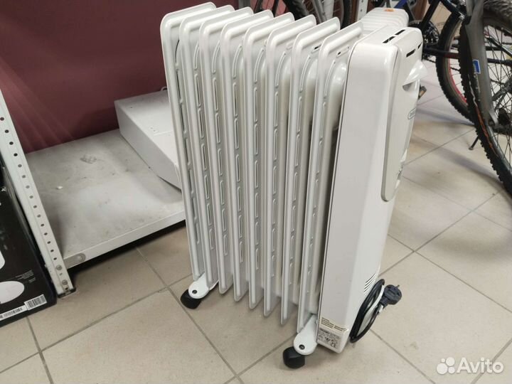 Масляный обогреватель delonghi 2000 Вт