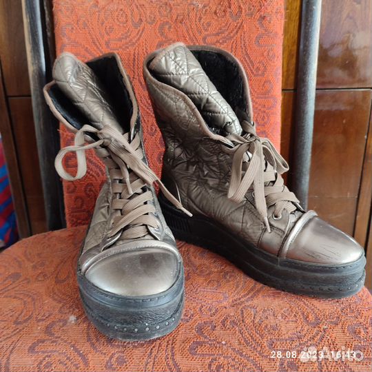 Сапоги для девочки