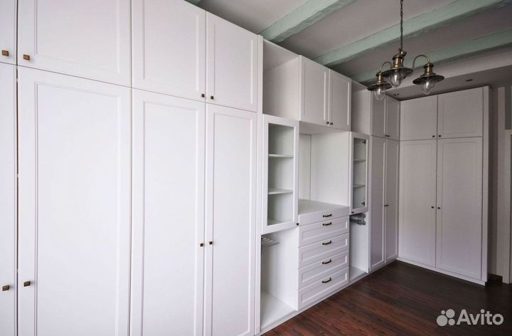 Шкаф распашной на заказ