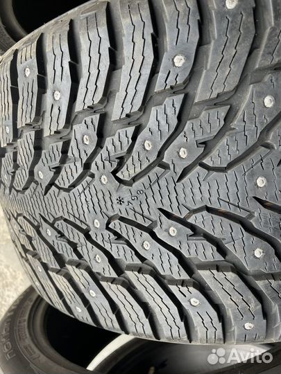 Nokian Tyres Hakkapeliitta 9 275/40 R21 и 315/35 R21