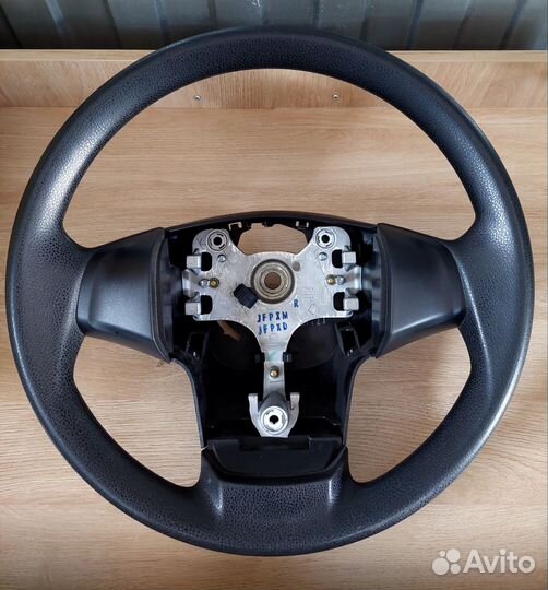 Руль от Isuzu D-Max