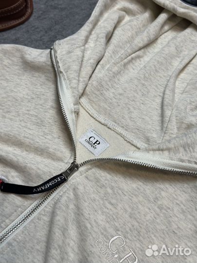 Толстовка CP company на молнии