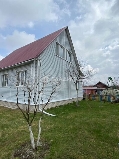 Дом 126 м² на участке 12 сот.