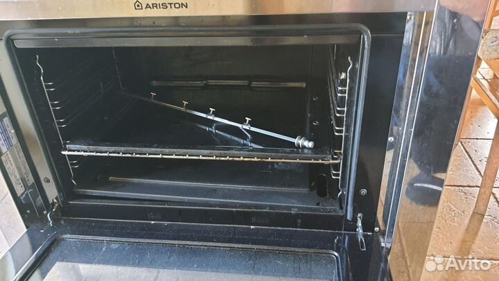 Газовая плита Ariston C9S 90 см 5 комфорок