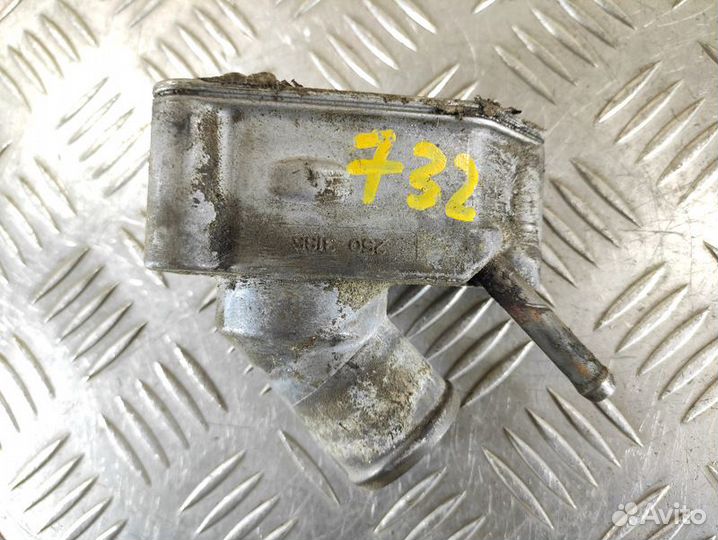 Корпус термостата Opel Omega B