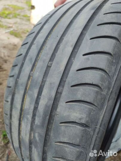 Viatti Strada Asimmetrico 215/50 R17 200K
