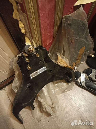 Нижние рычаги передней подвески ховер.сейф