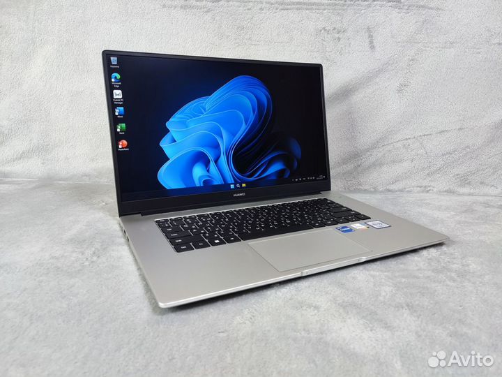 Huawei MateBook 15 Intel Core I5 1135G7 8/256