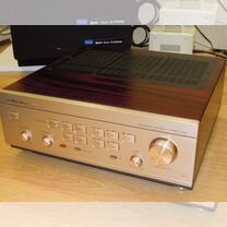 Luxman L-570Z's редкий темный кабинет