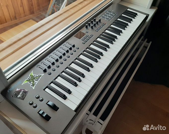 Midi-клавиатура Nektar Impact LX61+