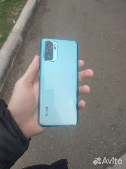 Мобильные телефоны