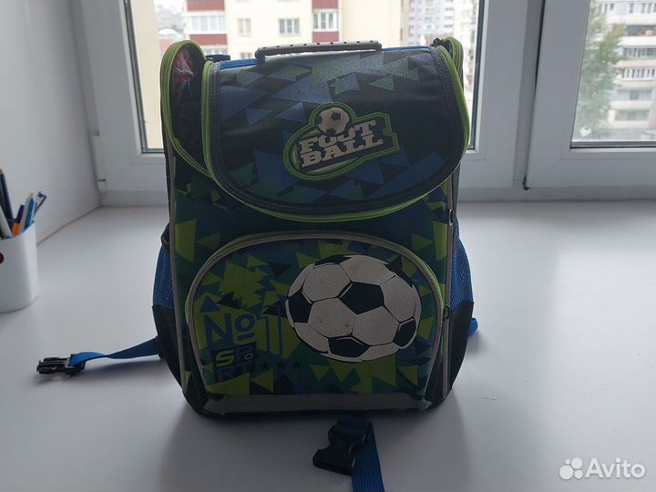 Портфель для начальных классов