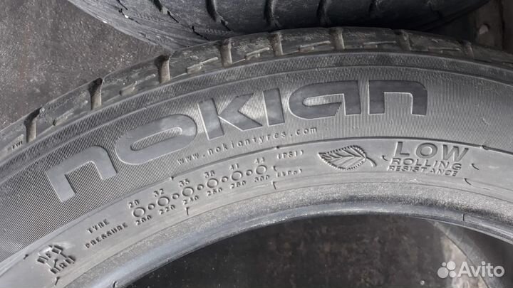 Nokian Tyres Hakka Blue 215/50 R17
