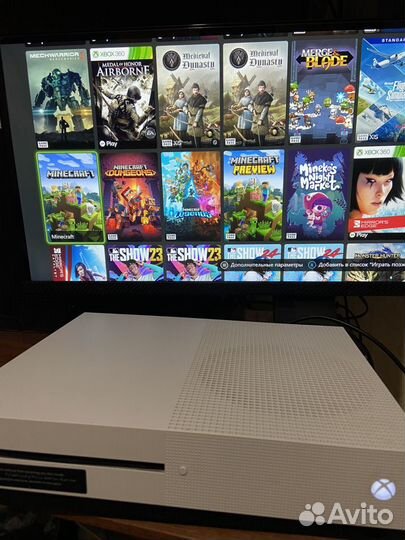 Xbox One S 500/1000gb + 400 игры(GamePass)