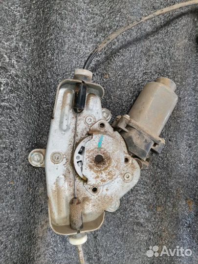 Стеклоподъемный механизм задний левый Hyundai