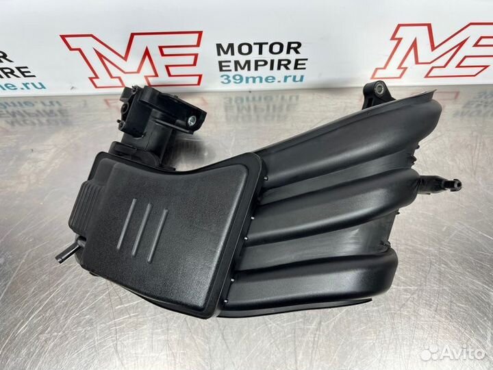 Коллектор впускной Nissan Micra 1.2 HR12DE 2013