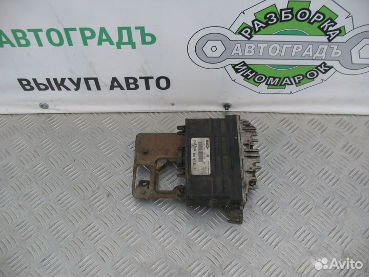Блок управления двигателем Volkswagen Golf 3 Vento