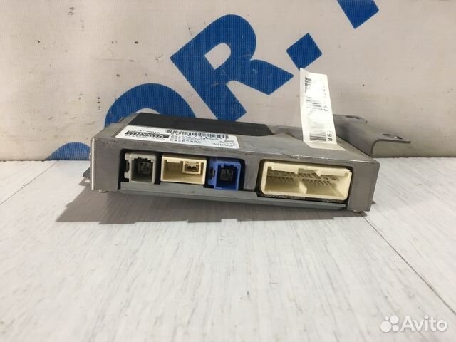 Блок управления радиоприемником lexus IS350 3.5 ат