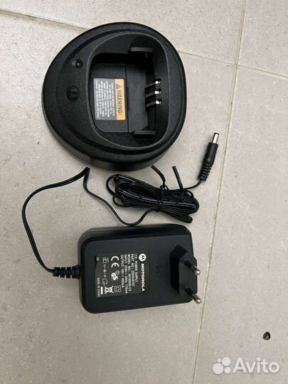 Зарядное устройство для рации motorola
