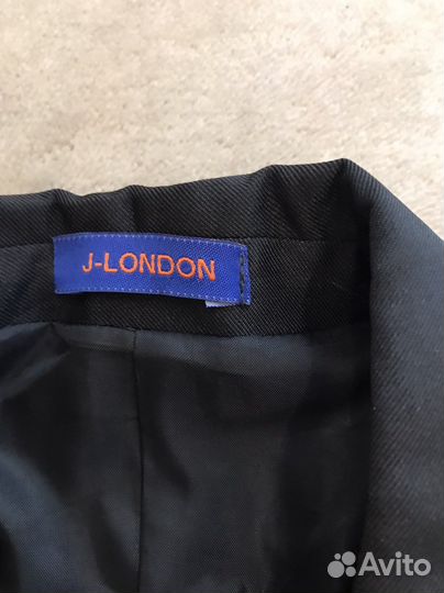 Пиджак школьный для мальчика на 8 лет